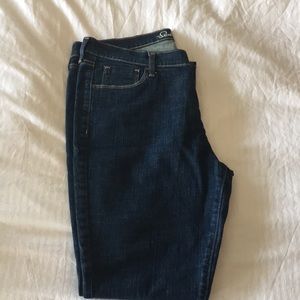 Old Navy Straight Leg Sweetheart Jeans  size 14